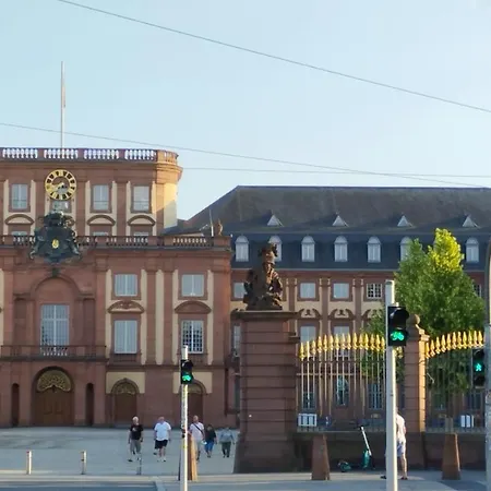 Zentrum Stadthaus Zimmer 5 Séjour chez l'habitant Mannheim